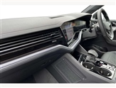 Volkswagen Touareg Image 2
