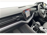 Volkswagen Touareg Image 2
