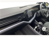 Volkswagen Touareg Image 2