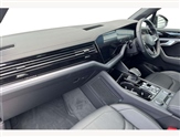 Volkswagen Touareg Image 2