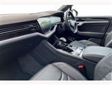 Volkswagen Touareg Image 2