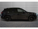 Volkswagen Touareg Image 4