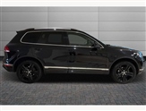 Volkswagen Touareg Image 4
