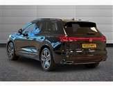 Volkswagen Touareg Image 3
