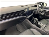 Volkswagen Touareg Image 2
