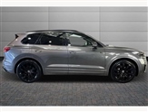 Volkswagen Touareg Image 4