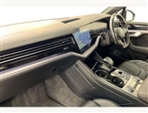 Volkswagen Touareg Image 2