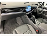 Volkswagen Touareg Image 2