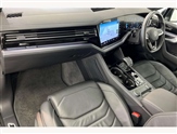 Volkswagen Touareg Image 2