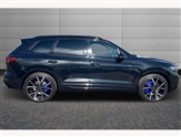 Volkswagen Touareg Image 4