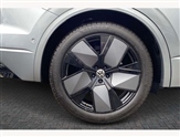 Volkswagen Touareg Image 5