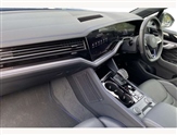 Volkswagen Touareg Image 2