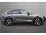 Volkswagen Touareg Image 4