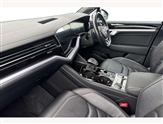 Volkswagen Touareg Image 2