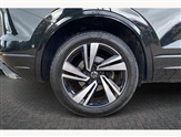 Volkswagen Touareg Image 5