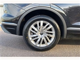 Volkswagen Touareg Image 6