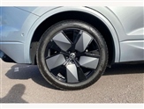 Volkswagen Touareg Image 6