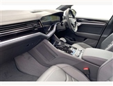 Volkswagen Touareg Image 2