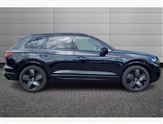 Volkswagen Touareg Image 4
