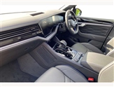 Volkswagen Touareg Image 2