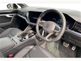 Volkswagen Touareg Image 6
