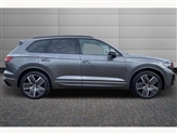 Volkswagen Touareg Image 4
