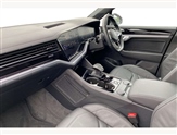 Volkswagen Touareg Image 2