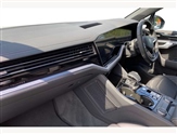 Volkswagen Touareg Image 2