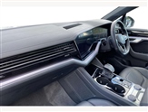 Volkswagen Touareg Image 2