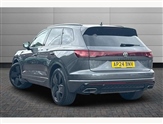 Volkswagen Touareg Image 3