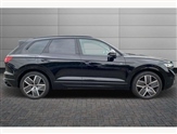 Volkswagen Touareg Image 4