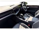 Volkswagen Touareg Image 2