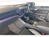 Volkswagen Touareg Image 2