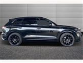 Volkswagen Touareg Image 4