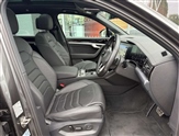 Volkswagen Touareg Image 5