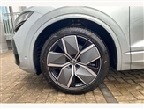 Volkswagen Touareg Image 6