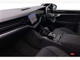 Volkswagen Touareg Image 2