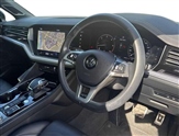 Volkswagen Touareg Image 6