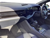 Volkswagen Touareg Image 2
