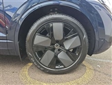 Volkswagen Touareg Image 5