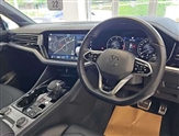 Volkswagen Touareg Image 6