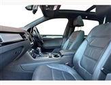 Volkswagen Touareg Image 2