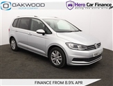 Volkswagen Touran Image 1
