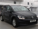 Volkswagen Touran Image 1