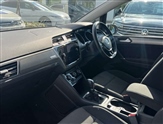 Volkswagen Touran Image 2