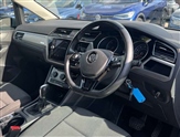 Volkswagen Touran Image 6