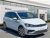 Volkswagen Touran Image 1