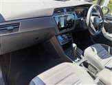 Volkswagen Touran Image 2