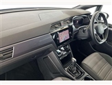 Volkswagen Touran Image 2