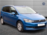 Volkswagen Touran Image 1